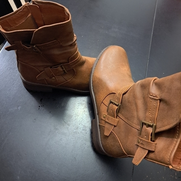 Forever Brown Faux Fur Slouchy Boot Size 8 - Picture 7 of 10